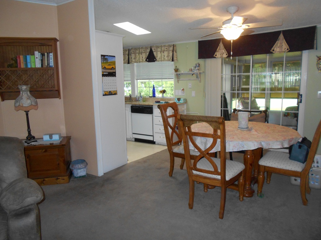 516 Tivoli Park Dr – Dining Area 516 Tivoli Park Dr - Dining Area