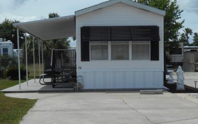 Florida Retirement Villa For Sale in Outdoor Resorts