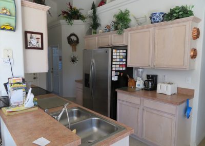 1705 Lake Vista Ct - Kitchen