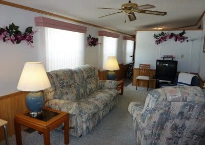 ORO Lot 624 - Living room