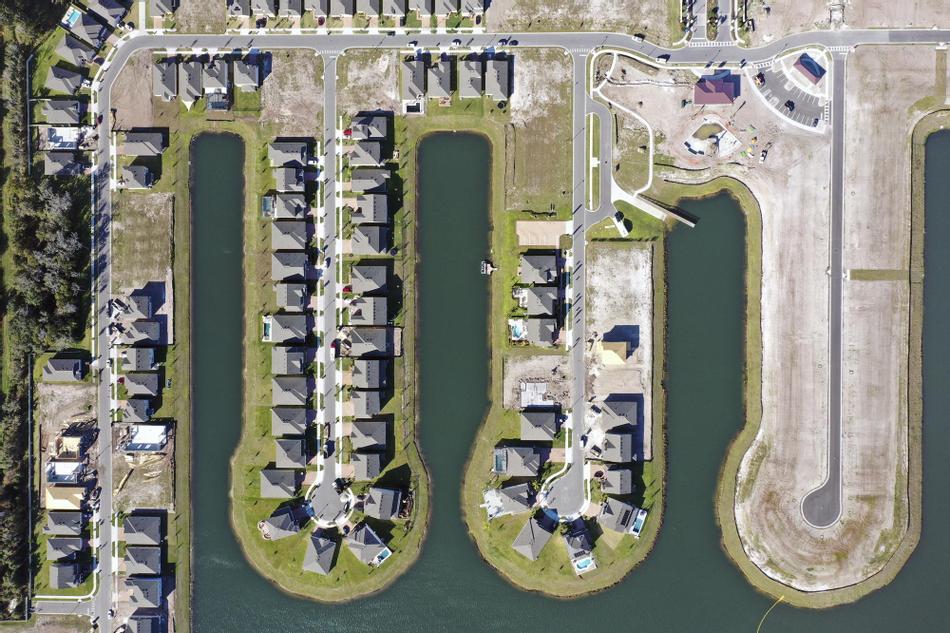 Hanover Lakes Community in St. Cloud Florida