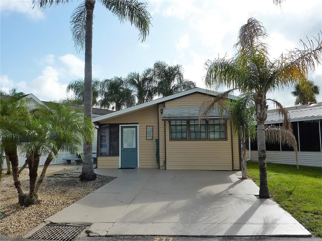 9000-us-highway-192-277 House